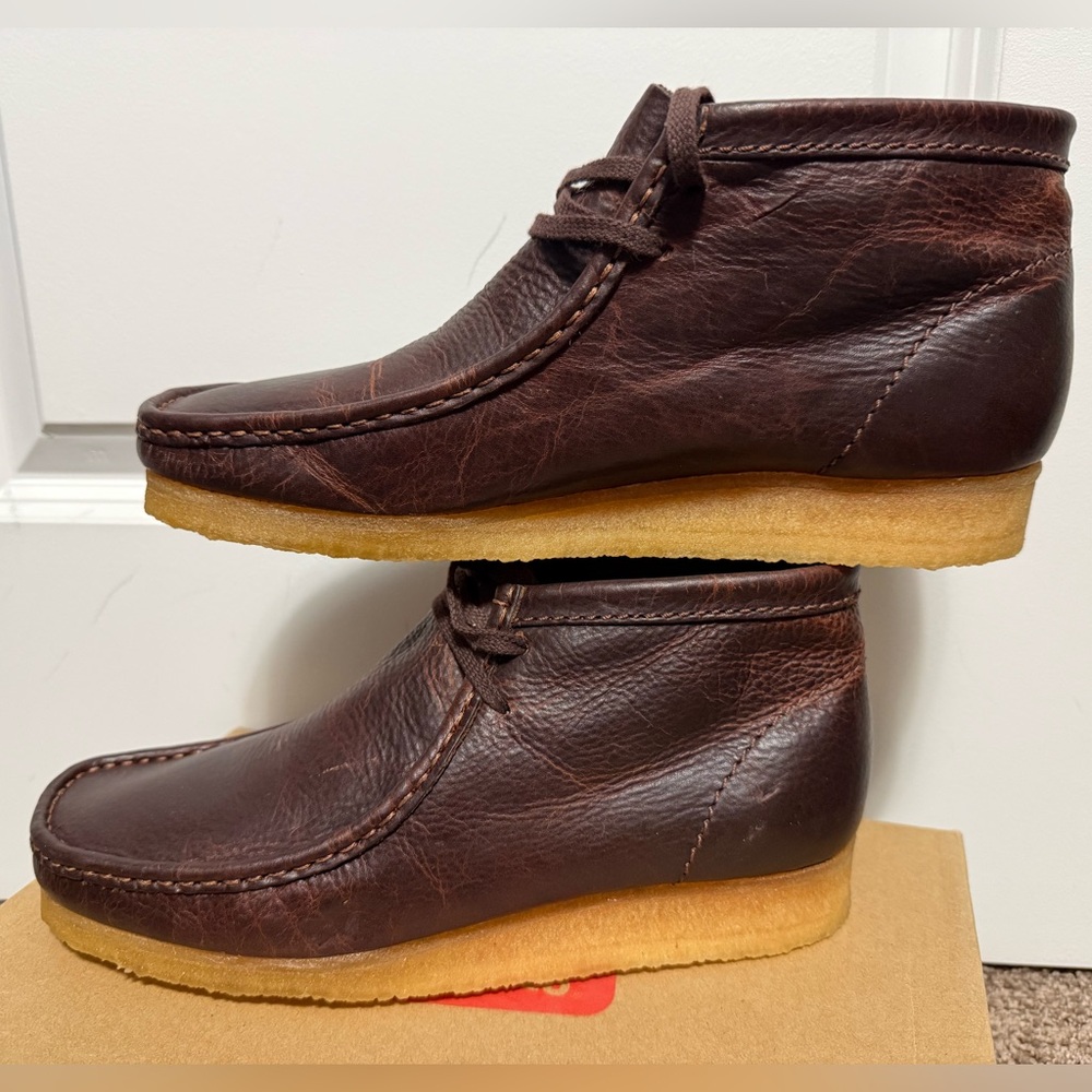Brand New - Clarks Wallabee Premium Beeswax Boot - Picture 7 of 15